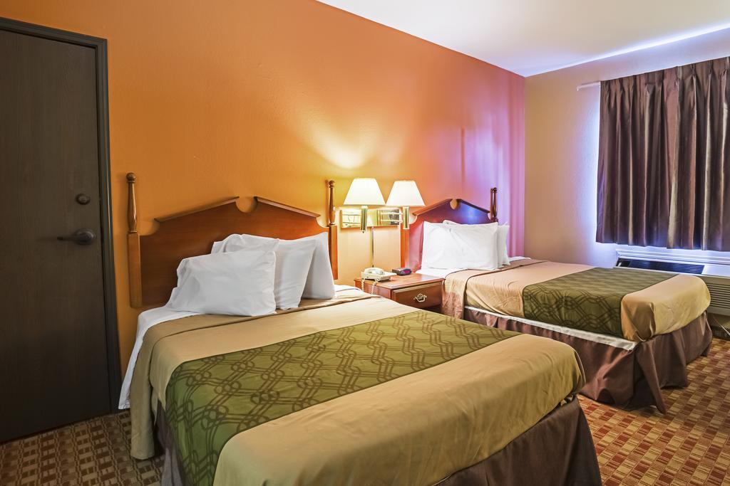 Econo Lodge Inn & Suites Ripley Стая снимка